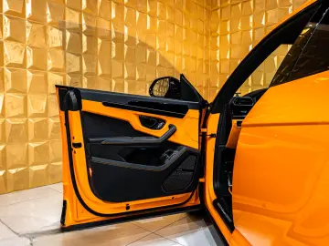 Lamborghini Urus SE   BANG & OLUFSEN 3D  PANORAMIC