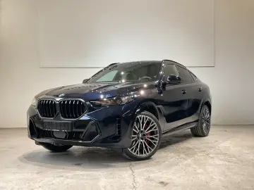 BMW X6 xDrive30d Pano M Sport AirSuspension IconicGlow