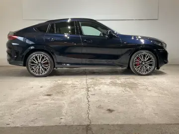 BMW X6 xDrive30d Pano M Sport AirSuspension IconicGlow