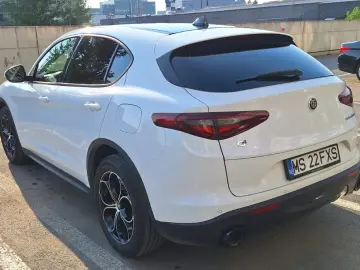 Alfa Romeo Stelvio 2.0T Q4 AT8