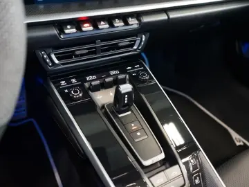 Porsche 911 Turbo S CABRIO TECHART AKRAPOVIC