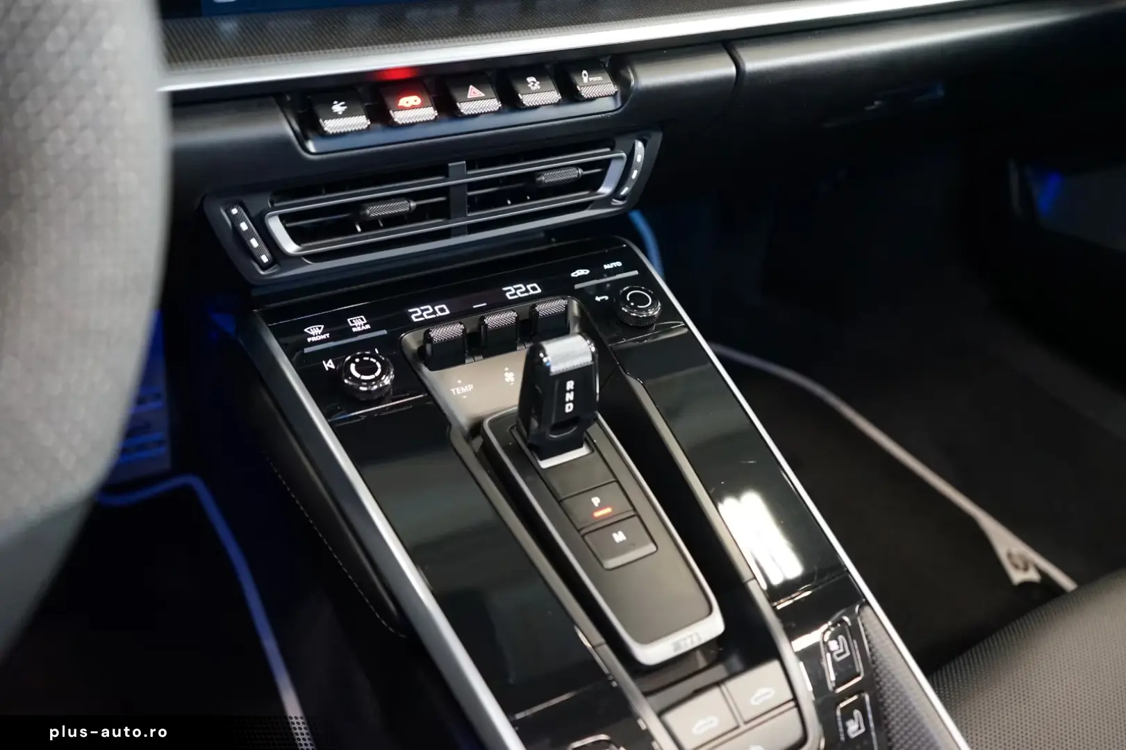 Porsche 911 Turbo S CABRIO TECHART AKRAPOVIC