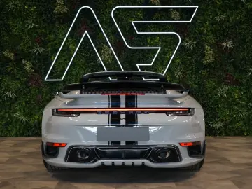 Porsche 911 Turbo S CABRIO TECHART AKRAPOVIC