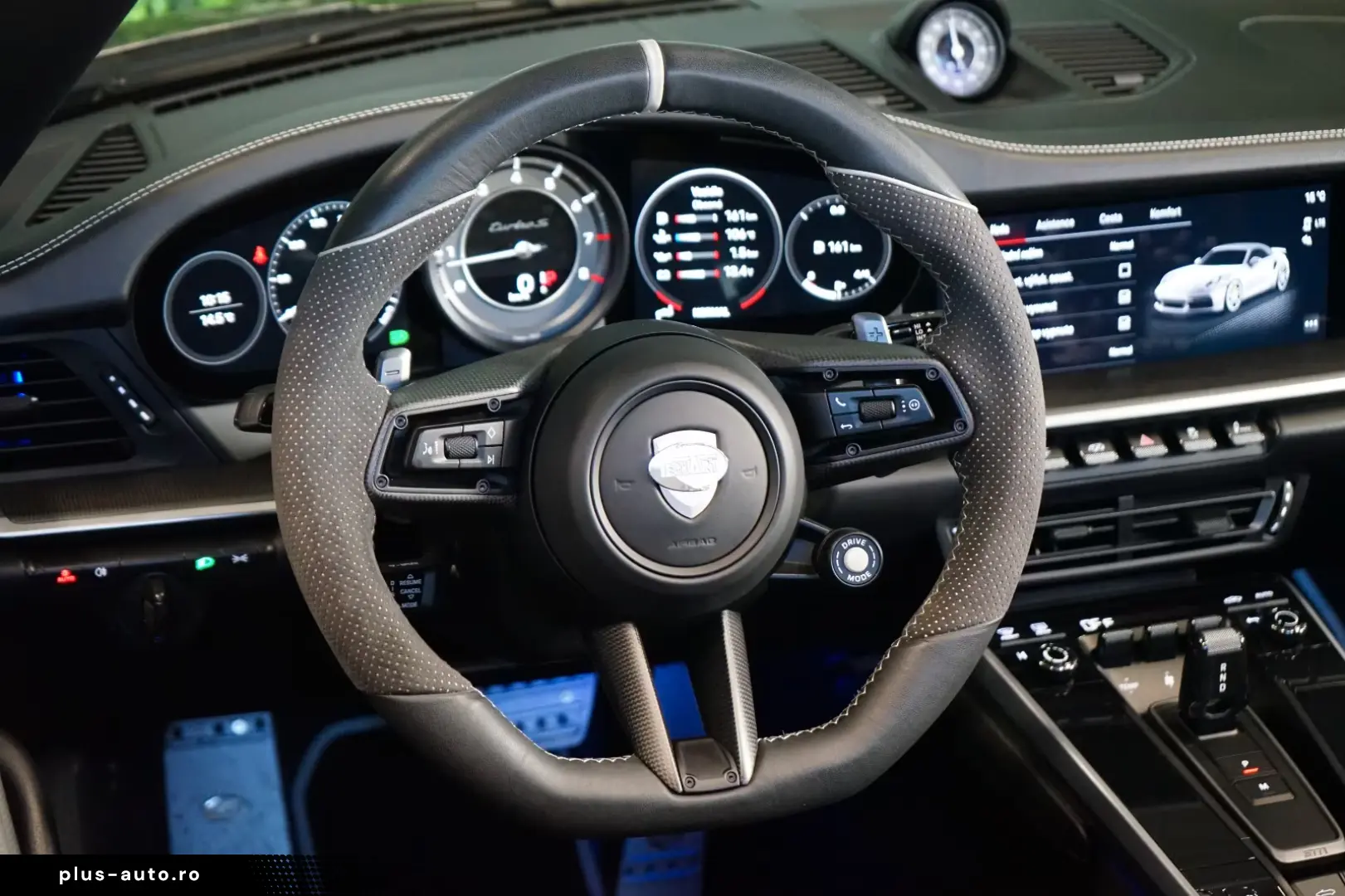 Porsche 911 Turbo S CABRIO TECHART AKRAPOVIC