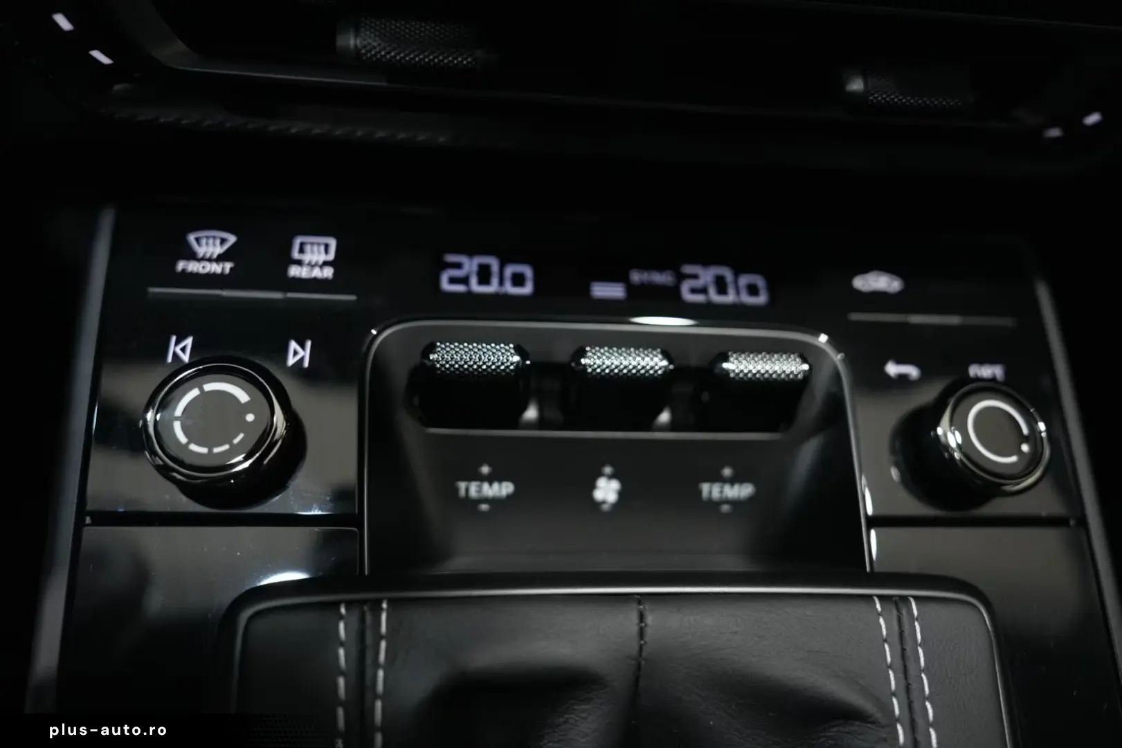 Porsche 992 S T MATRIX-LED CARBON BOSE 256 1963