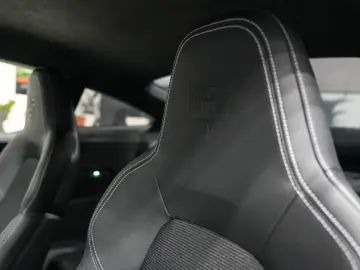 Porsche 992 S T MATRIX-LED CARBON BOSE 256 1963