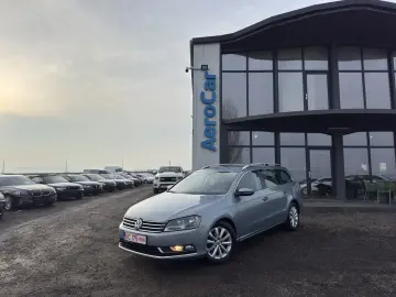 VOLKSWAGEN PASSAT    AUTOMAT