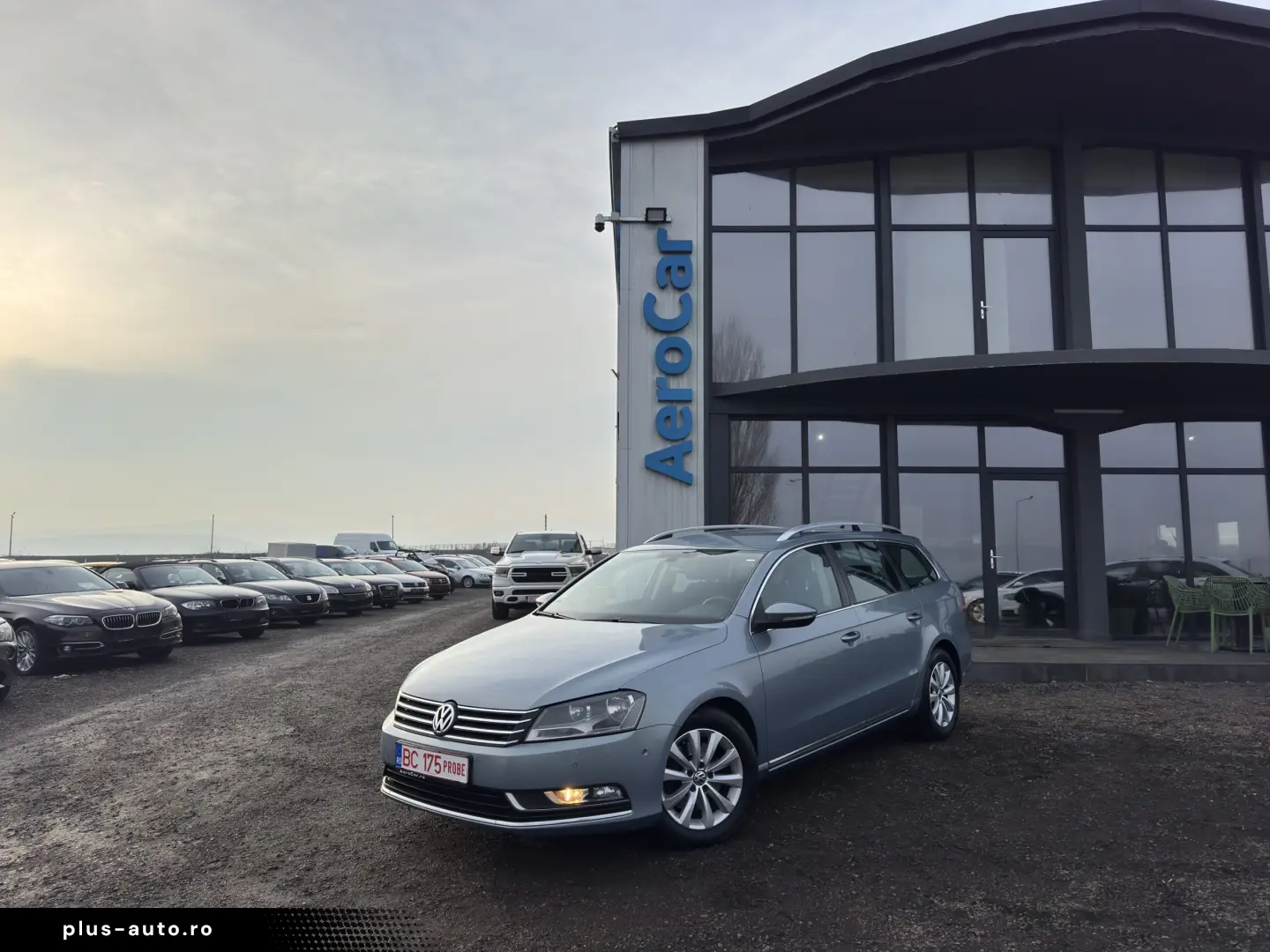 VOLKSWAGEN PASSAT    AUTOMAT