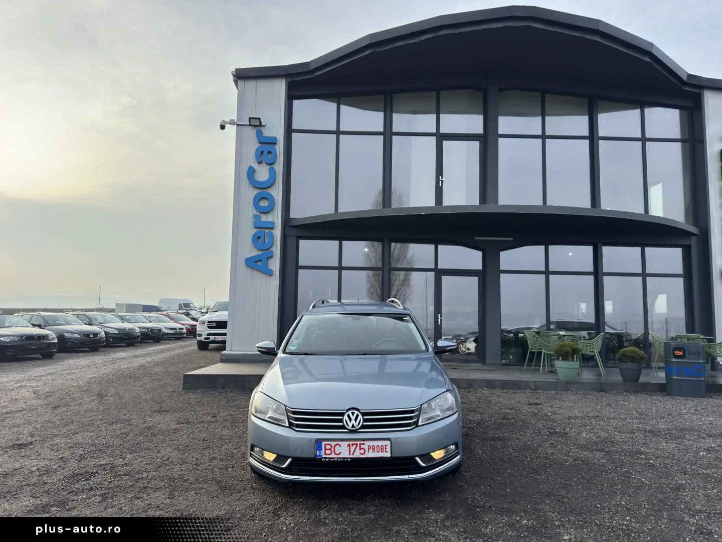 VOLKSWAGEN PASSAT    AUTOMAT