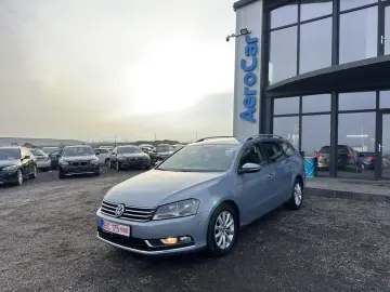 VOLKSWAGEN PASSAT    AUTOMAT