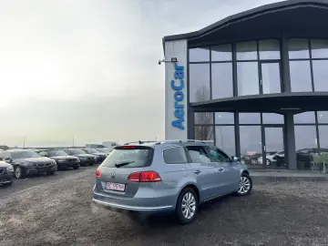 VOLKSWAGEN PASSAT    AUTOMAT