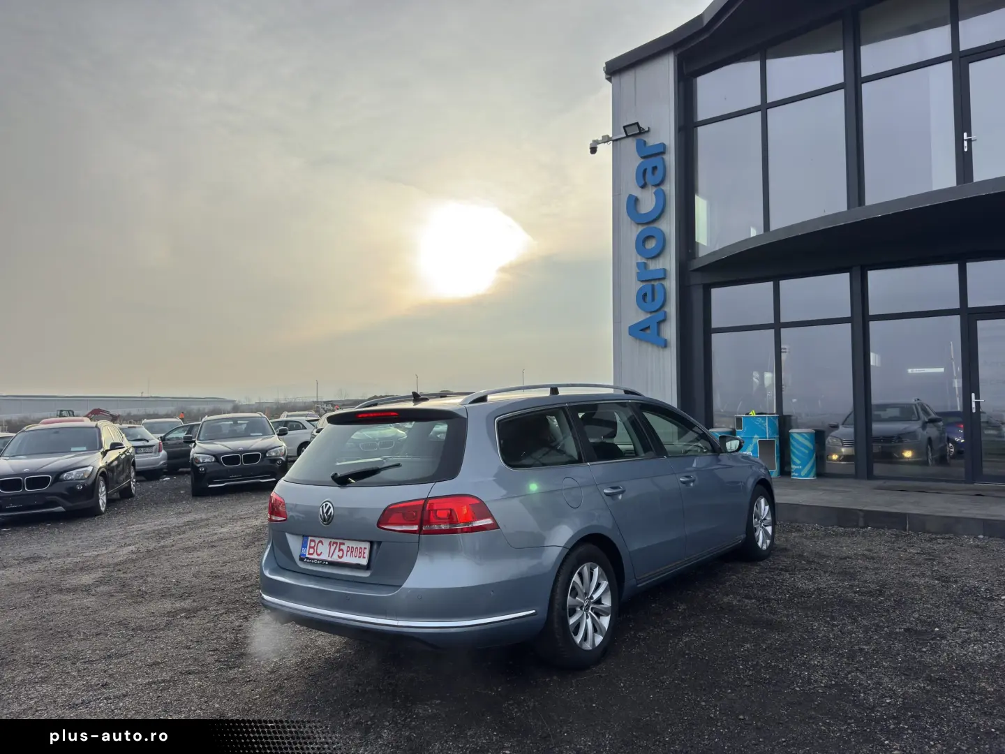 VOLKSWAGEN PASSAT    AUTOMAT