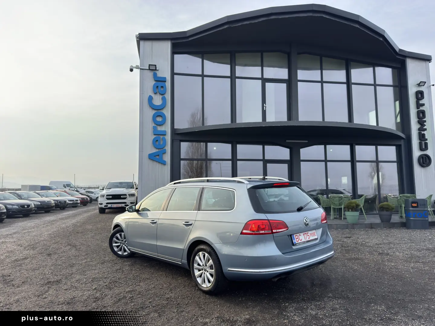 VOLKSWAGEN PASSAT    AUTOMAT