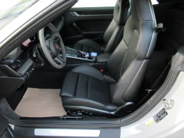 PORSCHE 992 CABRIO EXCL KREIDE CHRONO ABGAS 18W BELÜF 21