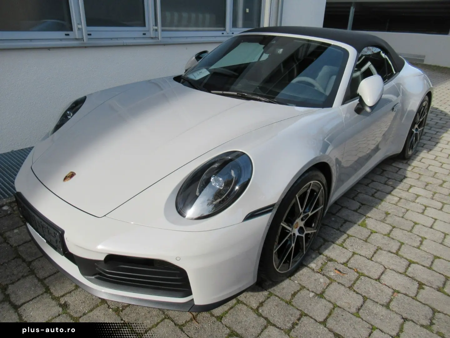 PORSCHE 992 CABRIO EXCL KREIDE CHRONO ABGAS 18W BELÜF 21