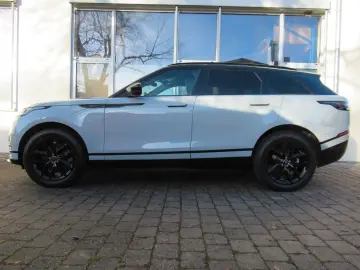 LAND ROVER NEW D300 R-DYN SE HEAD-UP BLACK PANO eAHK UPE