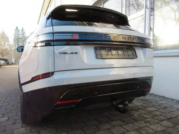 LAND ROVER NEW D300 R-DYN SE HEAD-UP BLACK PANO eAHK UPE