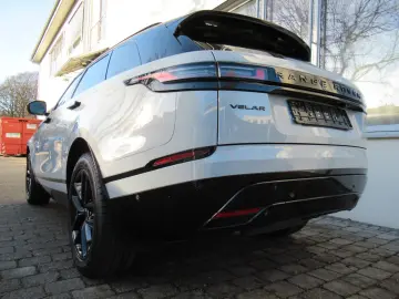 LAND ROVER NEW D300 R-DYN SE HEAD-UP BLACK PANO eAHK UPE