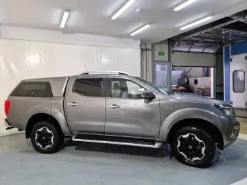 NISSAN NAVARA 2.3 dCi 190CP Tekna Double Cab auto 4WD