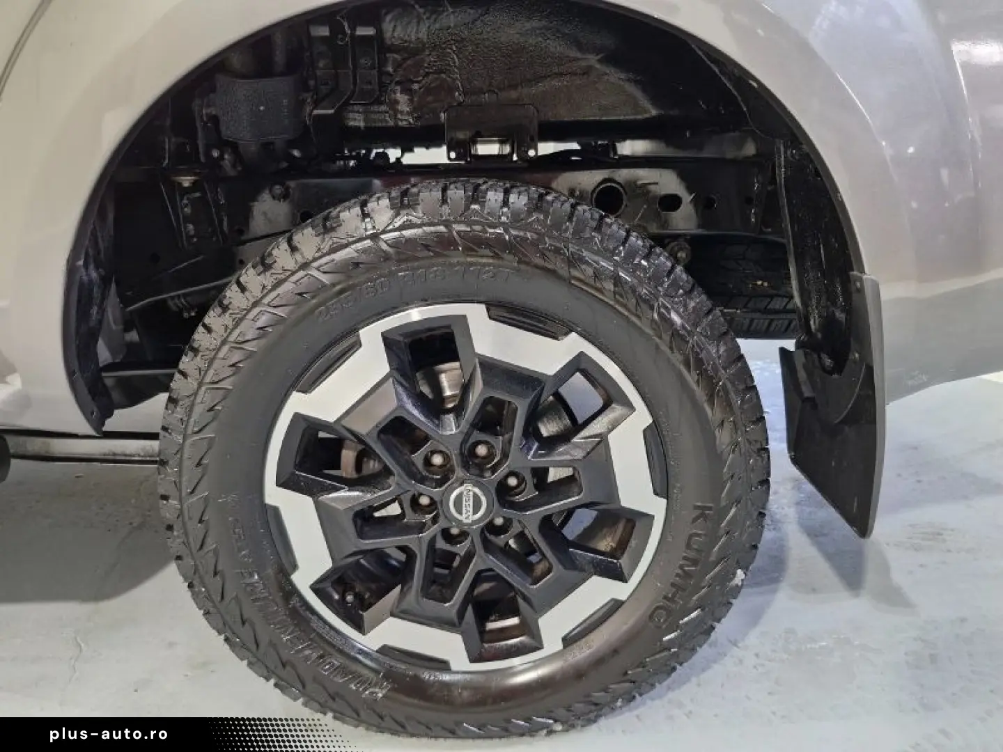 NISSAN NAVARA 2.3 dCi 190CP Tekna Double Cab auto 4WD