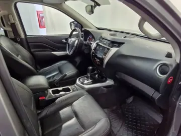 NISSAN NAVARA 2.3 dCi 190CP Tekna Double Cab auto 4WD