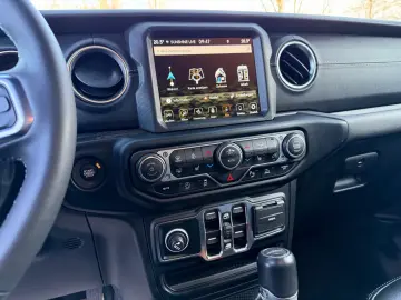 Jeep Gladiator Farout Final Edition