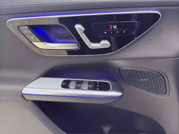 MERCEDES-BENZ GLC 200 4M AMG Pano NIGHT MEMORY 4xSHZ STH 360