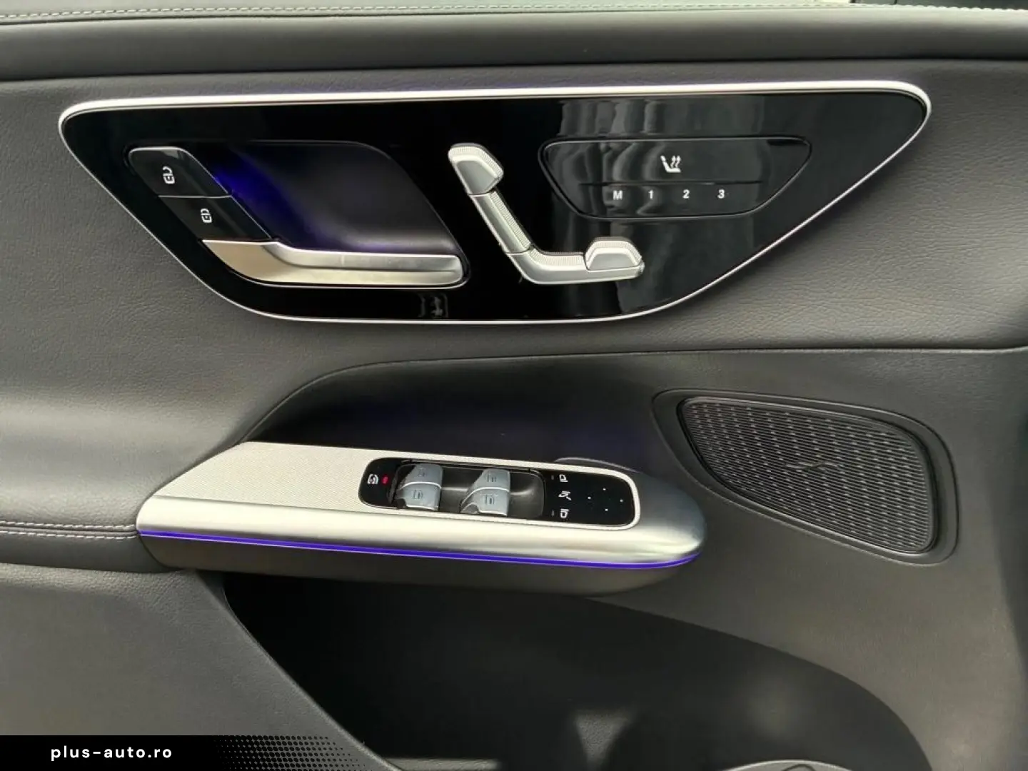 MERCEDES-BENZ GLC 300 4M AMG NAVI PANO AHK Kamera MB&hellip;