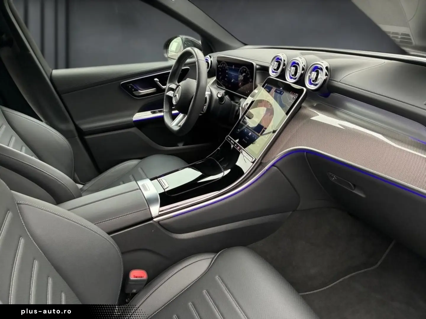 MERCEDES-BENZ GLC 300 4M AMG NAVI PANO AHK Kamera MB&hellip;