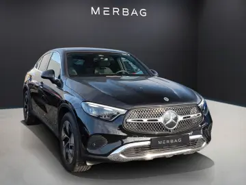 MERCEDES-BENZ GLC 200 4MATIC Coupé ACC LED Navi Pano&hellip;