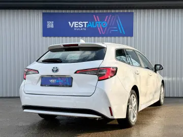 TOYOTA COROLLA Distronic Incalzire Lane Assist LED Finantare