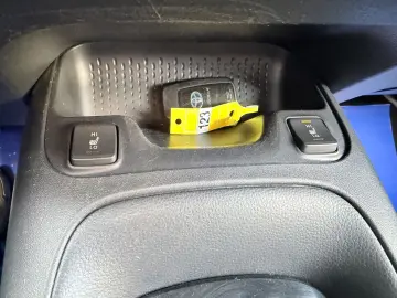 TOYOTA COROLLA Distronic Incalzire Lane Assist LED Finantare