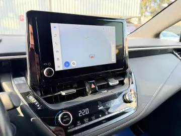 TOYOTA COROLLA Distronic Incalzire Lane Assist LED Finantare