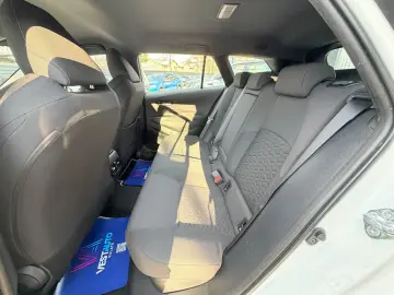 TOYOTA COROLLA Distronic Incalzire Lane Assist LED Finantare