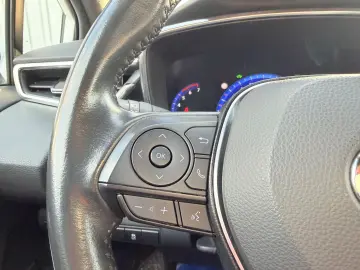 TOYOTA COROLLA Distronic Incalzire Lane Assist LED Finantare