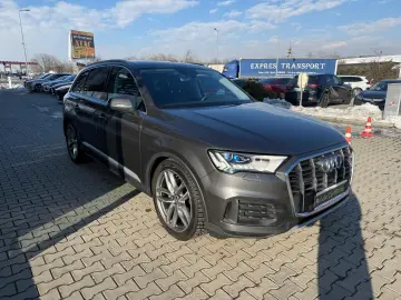Audi Q7 Gen-4M-2015