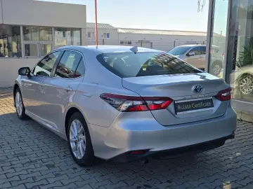 Toyota Camry Hybrid 2.5 - 218 CP Business
