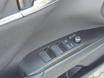 Toyota Camry Hybrid 2.5 - 218 CP Business