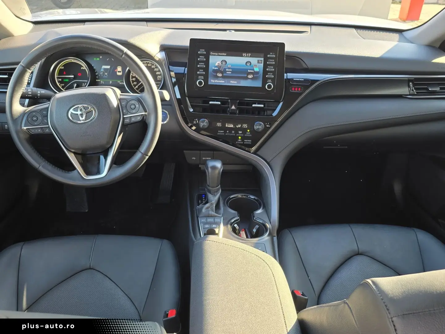 Toyota Camry Hybrid 2.5 - 218 CP Business