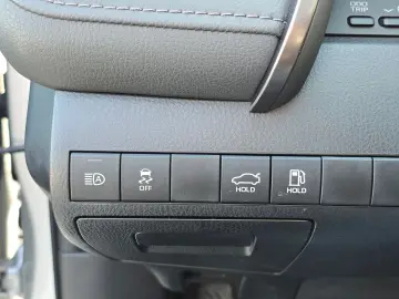 Toyota Camry Hybrid 2.5 - 218 CP Business