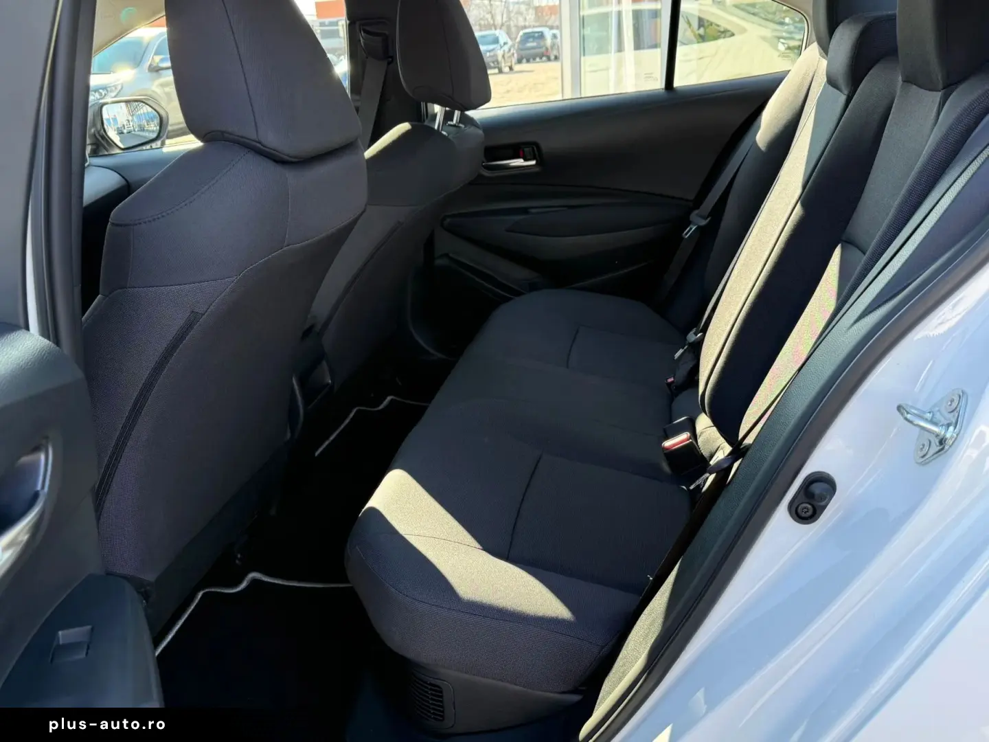 Toyota Corolla Eco 1.8 Hybrid 140 cp