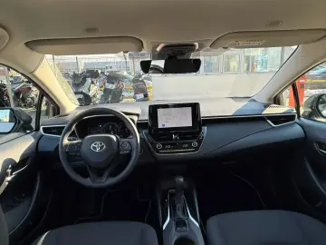 Toyota Corolla Eco 1.8 Hybrid 140 cp