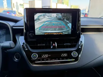 Toyota Corolla Eco 1.8 Hybrid 140 cp