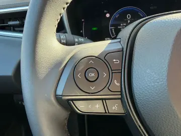 Toyota Corolla Eco 1.8 Hybrid 140 cp