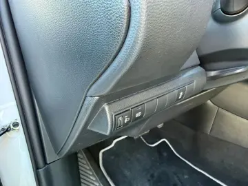 Toyota Corolla Eco 1.8 Hybrid 140 cp