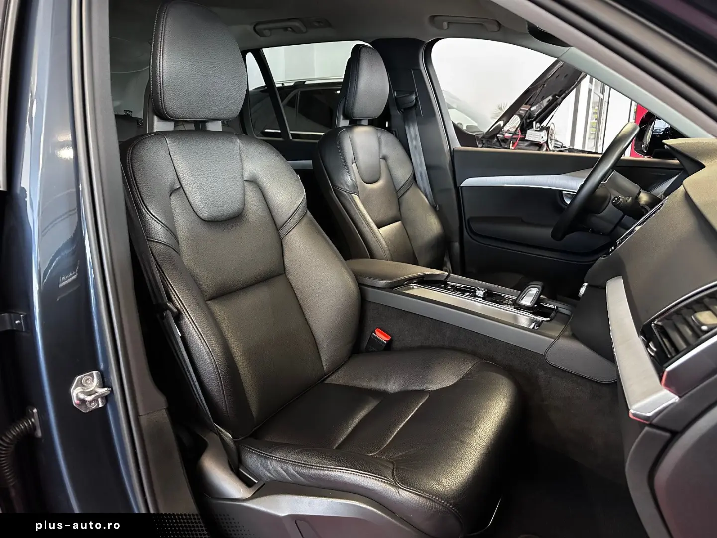 VOLVO XC 90 R Design  1.Hd   SHgpfl.   LED   DAB Radio