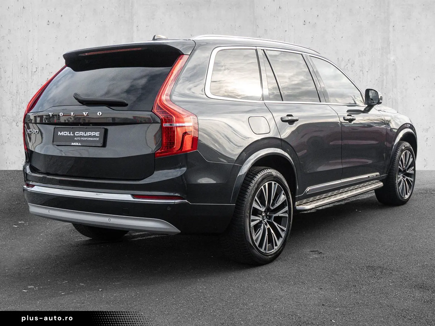 VOLVO XC90 T8 AWD Inscription Expression Plug-In Head