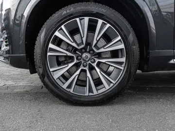 VOLVO XC90 T8 AWD Inscription Expression Plug-In Head