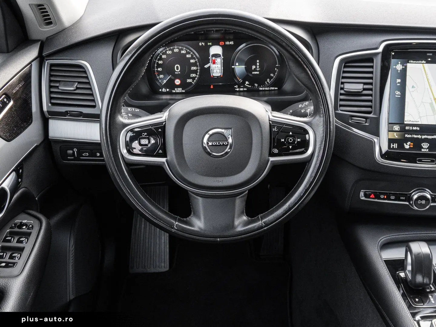 VOLVO XC90 T8 AWD Inscription Expression Plug-In Head