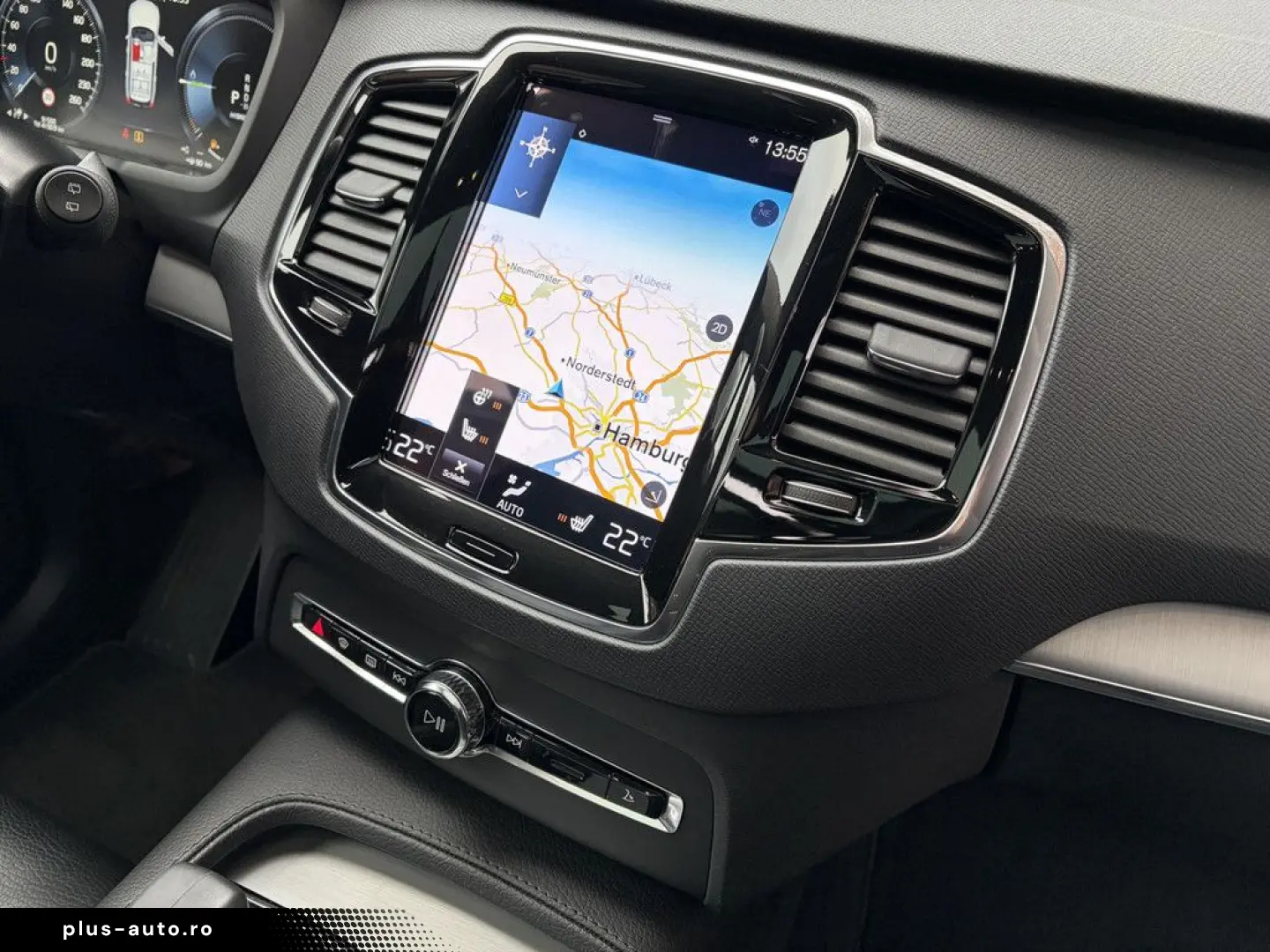 VOLVO XC90 T8 AWD Recharge Plug-In Hybrid Expression